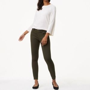 NWT LOFT Olive 5 Pocket Leggings Size 28T